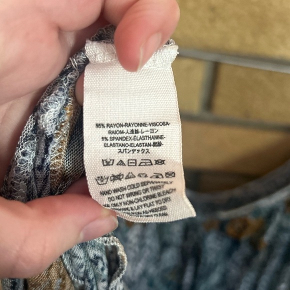 Free People Hummingbird Chloe Cold Shoulder Blouse Blue Paisley Print Size Small - Picture 6 of 7